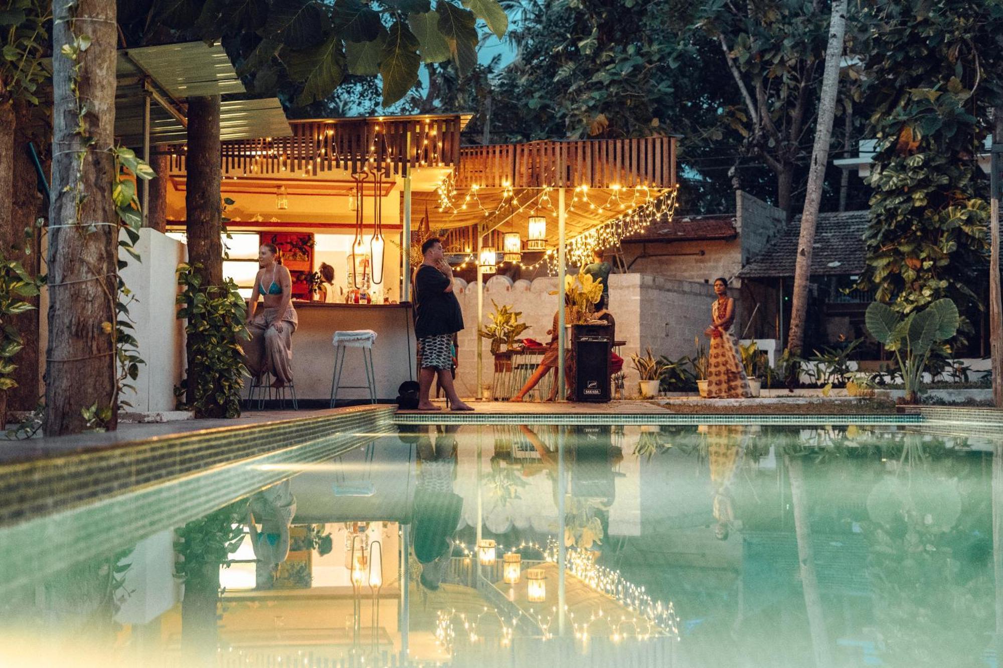 Paddlecult Surf Retreat Bed & Breakfast Varkala Eksteriør bilde