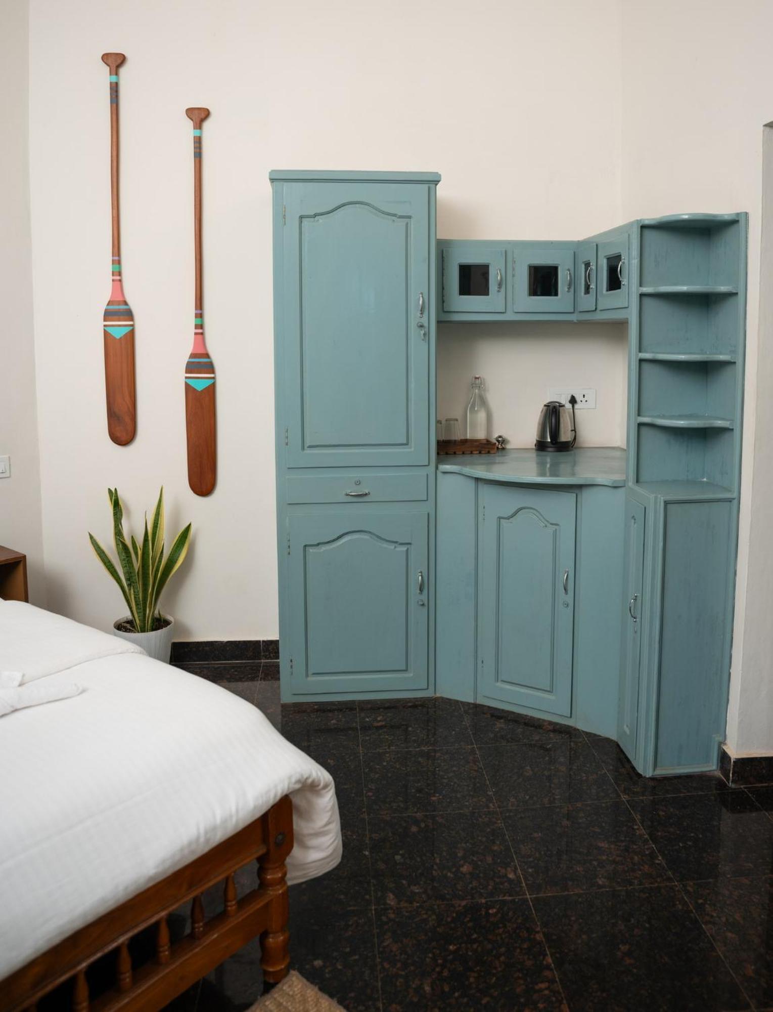 Paddlecult Surf Retreat Bed & Breakfast Varkala Eksteriør bilde