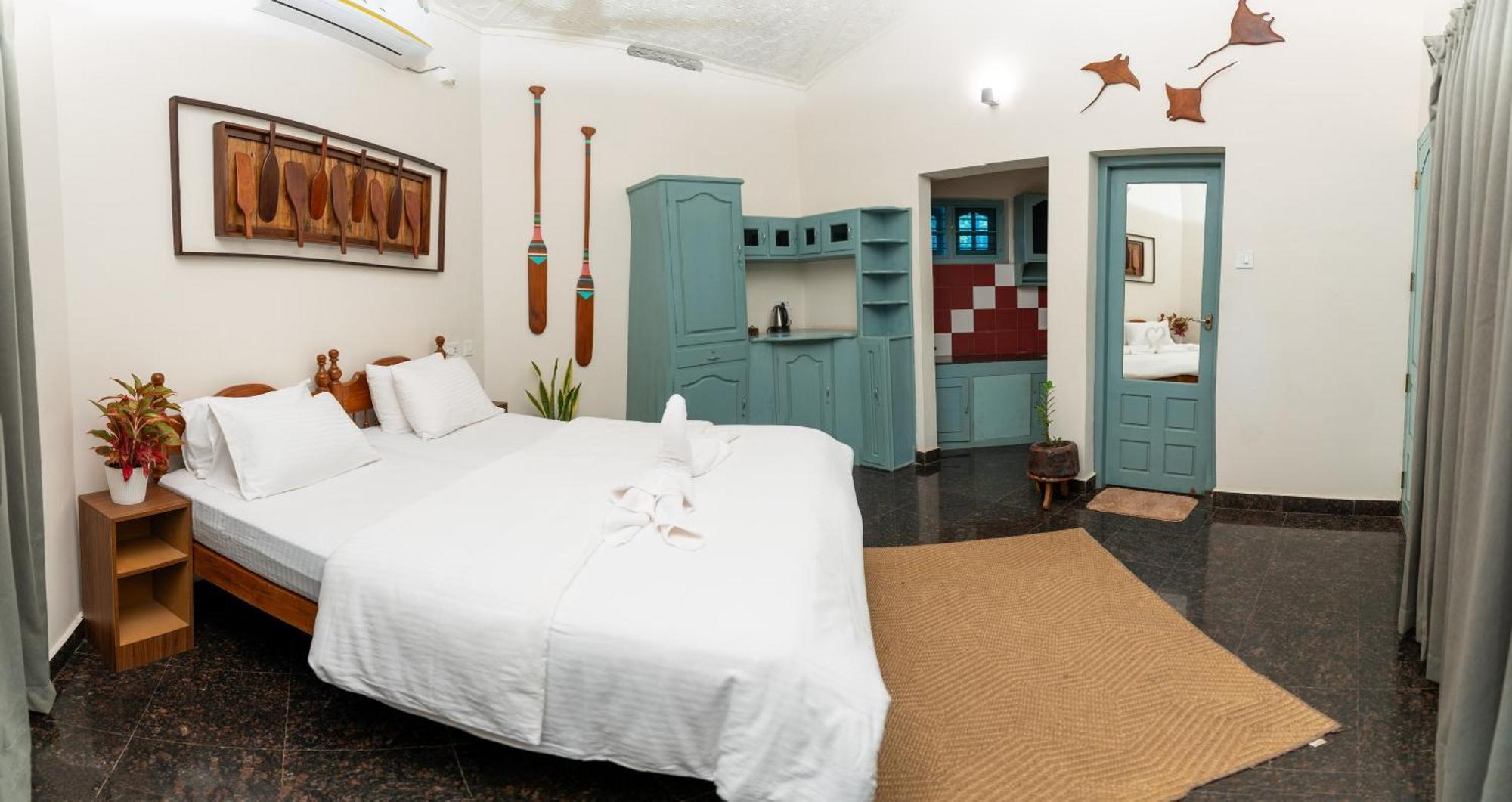 Paddlecult Surf Retreat Bed & Breakfast Varkala Eksteriør bilde